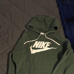 Nike Men's Forest Green Hoodie